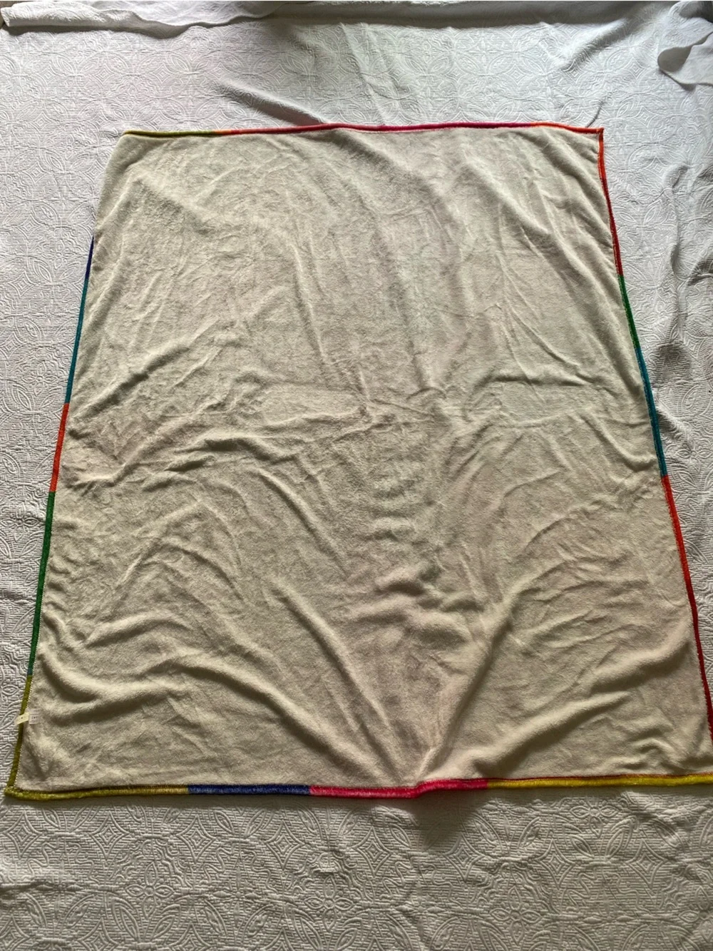 NATURAL LIFE Multicolor 'Live Happy' Floral Blanket